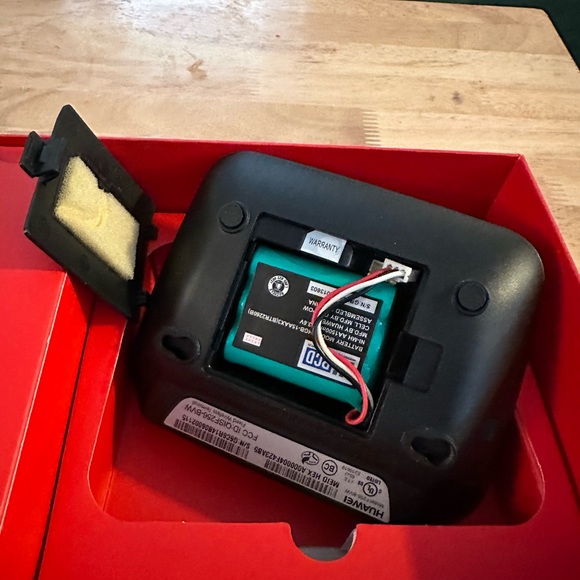 Verizon Wireless Home Phone F256VWQB MODEL F256VW Preowned - Picture 10 of 14